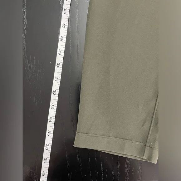 Lululemon On the Fly High Rise Pant - Picture 9 of 10